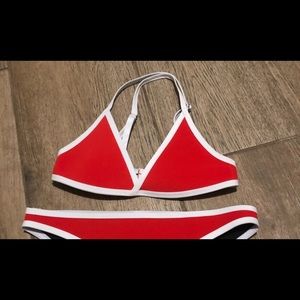 NWOT Hoaka swimsuit top